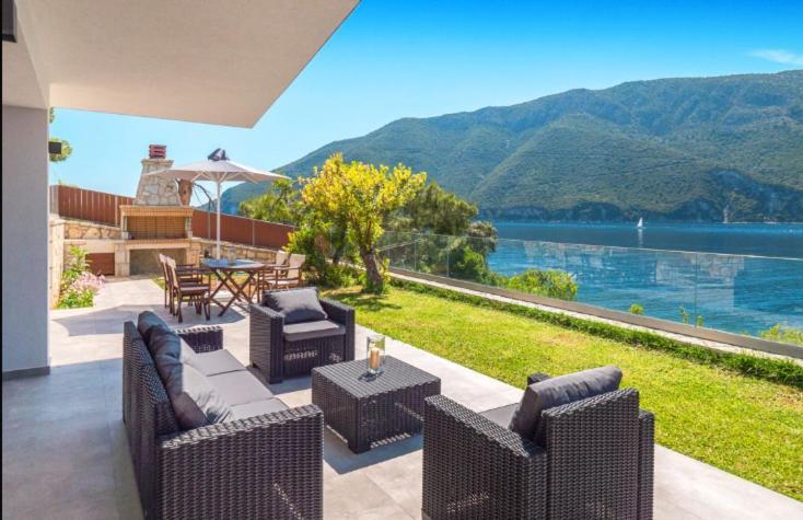 Mr Grey Luxury Villa Spartokhorion Ngoại thất bức ảnh