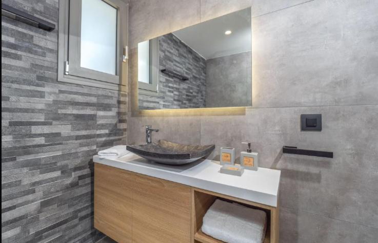 Mr Grey Luxury Villa Spartokhorion Ngoại thất bức ảnh